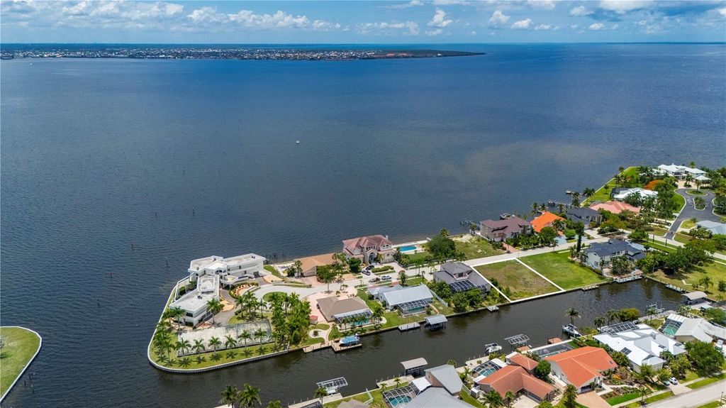 238 GEORGE ROAD SE, Port Charlotte, FL 33952