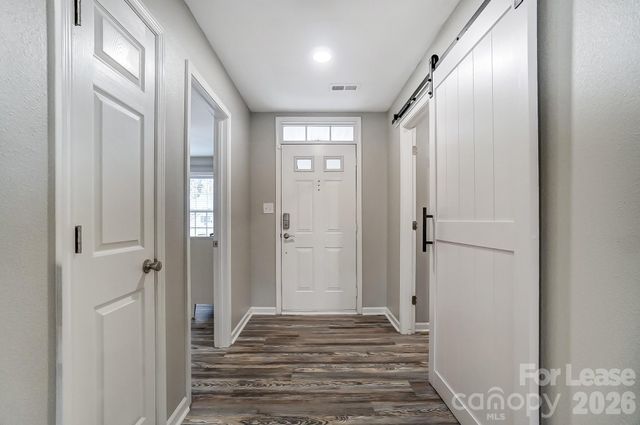 5519 Waverly Lynn Lane, Charlotte, NC 28269