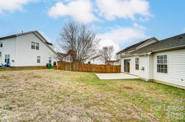 5519 Waverly Lynn Lane, Charlotte, NC 28269