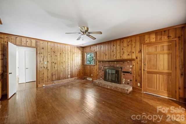 6800 Lancer Drive, Charlotte, NC 28226