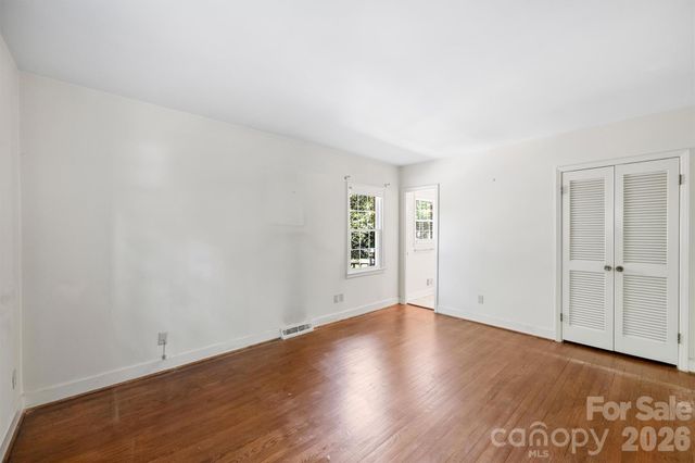 6800 Lancer Drive, Charlotte, NC 28226