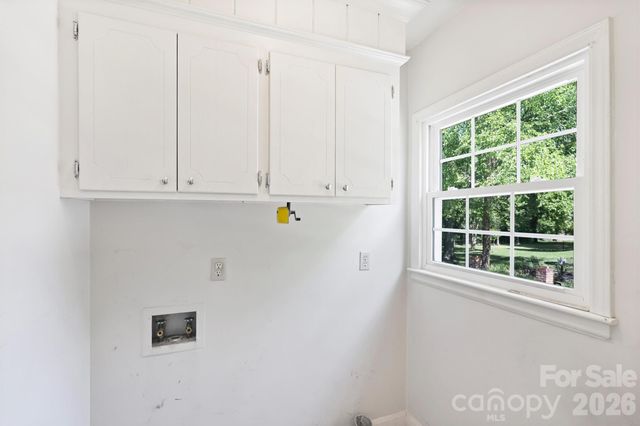 6800 Lancer Drive, Charlotte, NC 28226