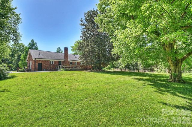 6800 Lancer Drive, Charlotte, NC 28226