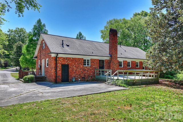 6800 Lancer Drive, Charlotte, NC 28226