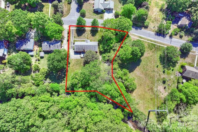 6800 Lancer Drive, Charlotte, NC 28226