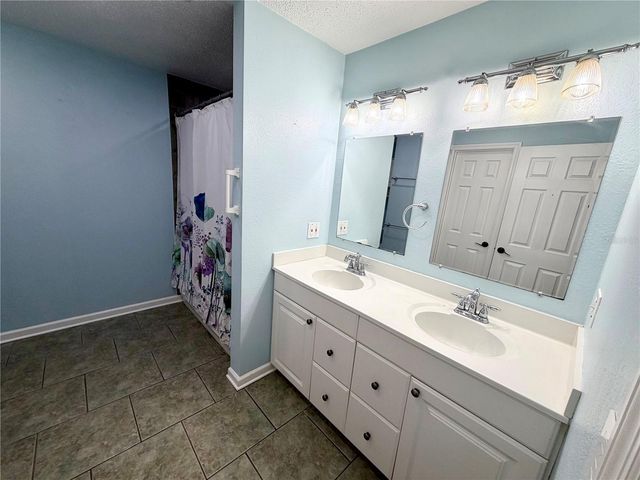 6322 OAK SQUARE E, Lakeland, FL 33813