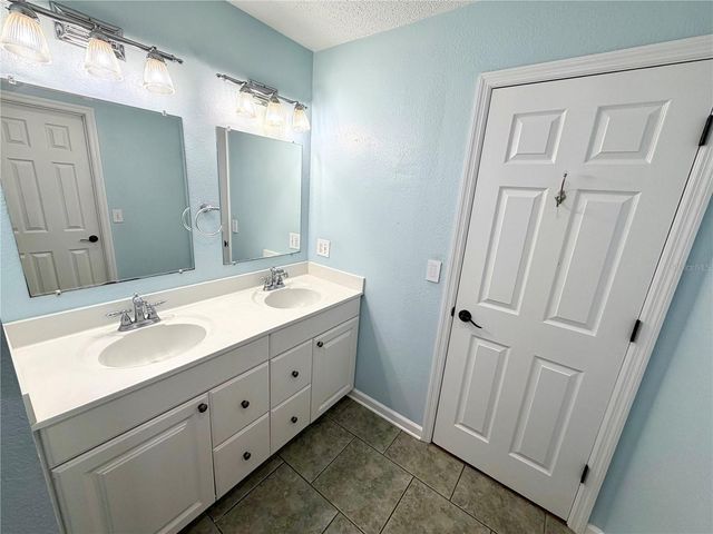 6322 OAK SQUARE E, Lakeland, FL 33813