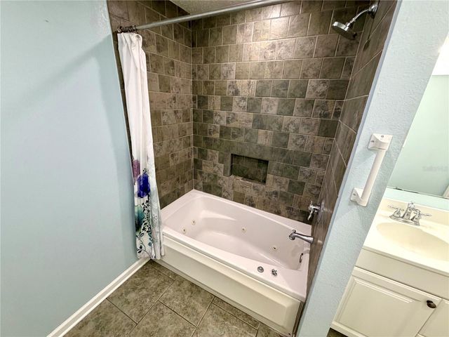 6322 OAK SQUARE E, Lakeland, FL 33813