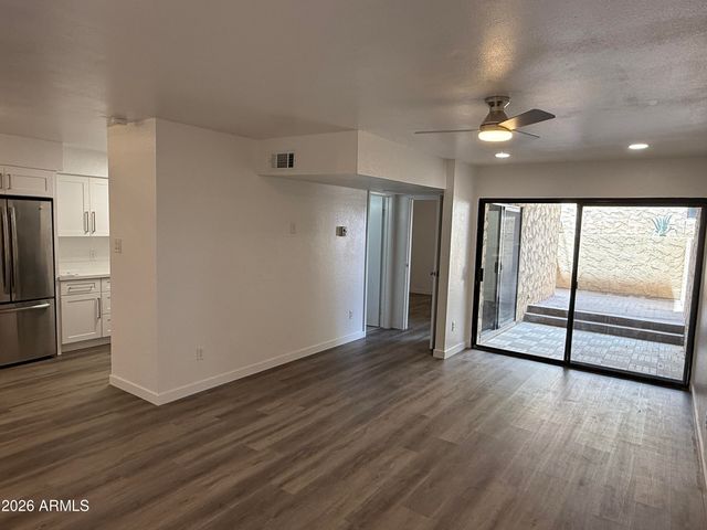 4950 N MILLER Road 139, Scottsdale, AZ 85251