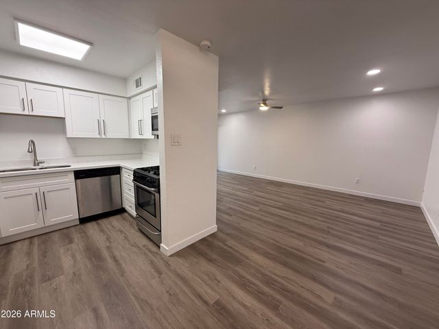 4950 N MILLER Road 139, Scottsdale, AZ 85251