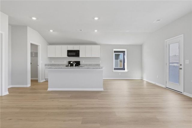 621 W Bluebird Street, Gardner, KS 66030