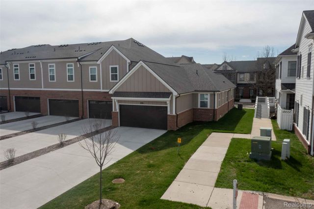 224 Jotham Avenue, Auburn Hills, MI 48326