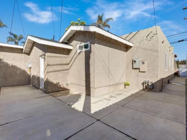 4417 Dwight, San Diego, CA 92105
