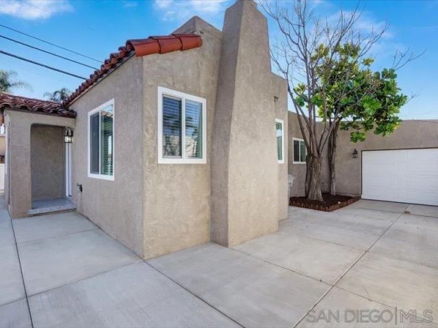 4417 Dwight, San Diego, CA 92105