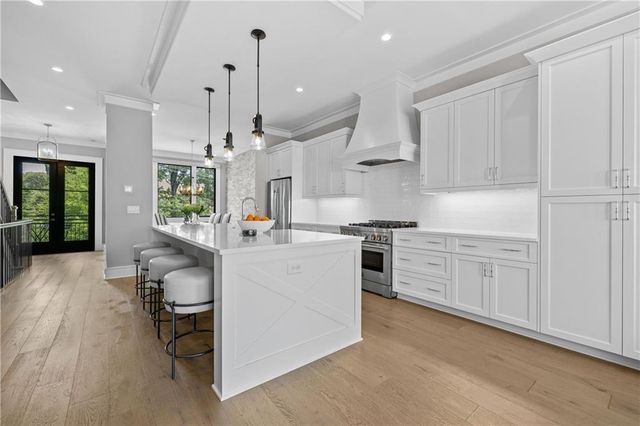 1272 Appleden Way 19, Atlanta, GA 30319