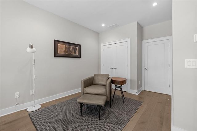 1272 Appleden Way 19, Atlanta, GA 30319