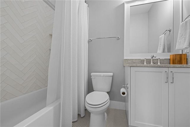 1272 Appleden Way 19, Atlanta, GA 30319