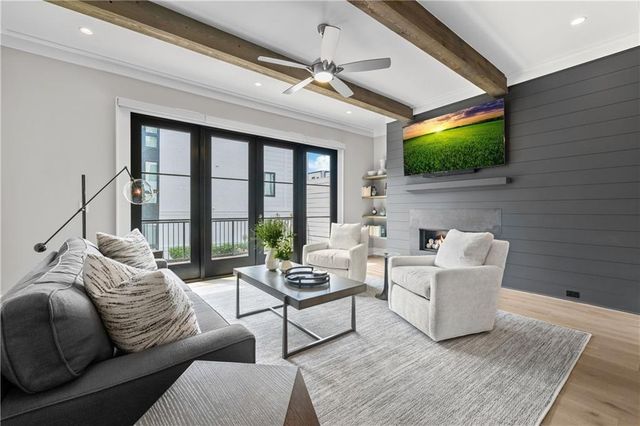 1272 Appleden Way 19, Atlanta, GA 30319