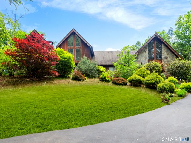 21 Holiday Point Road, Sherman, CT 06784