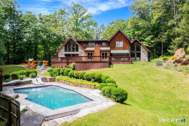 21 Holiday Point Road, Sherman, CT 06784