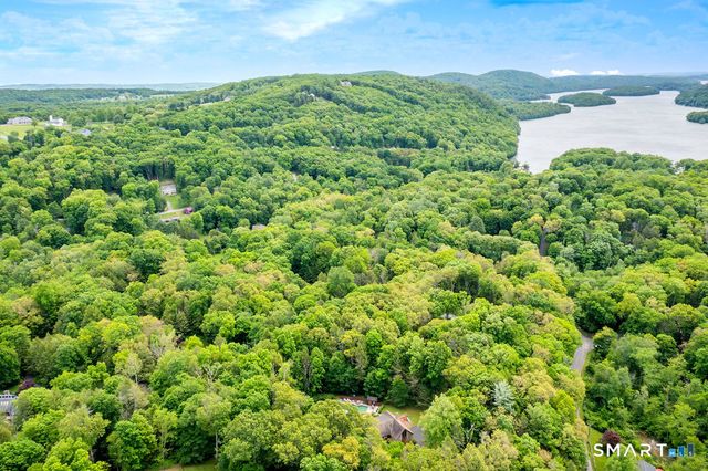 21 Holiday Point Road, Sherman, CT 06784
