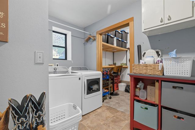 430 E Mohr St, Palouse, WA 99161