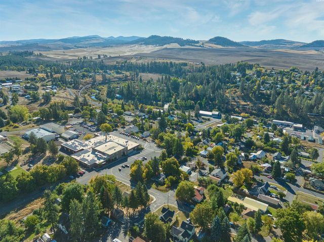 430 E Mohr St, Palouse, WA 99161