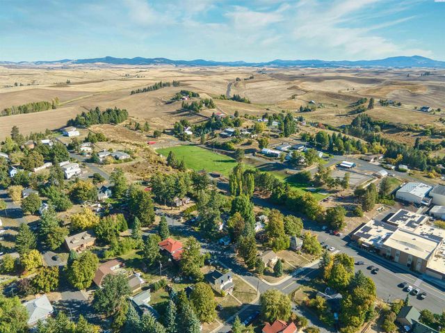 430 E Mohr St, Palouse, WA 99161