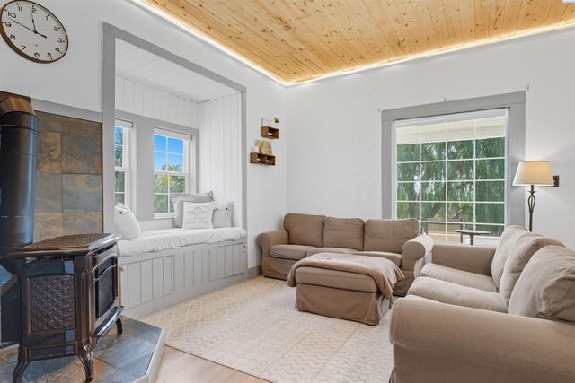 430 E Mohr St, Palouse, WA 99161