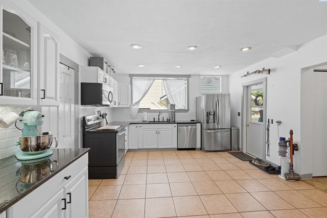 430 E Mohr St, Palouse, WA 99161