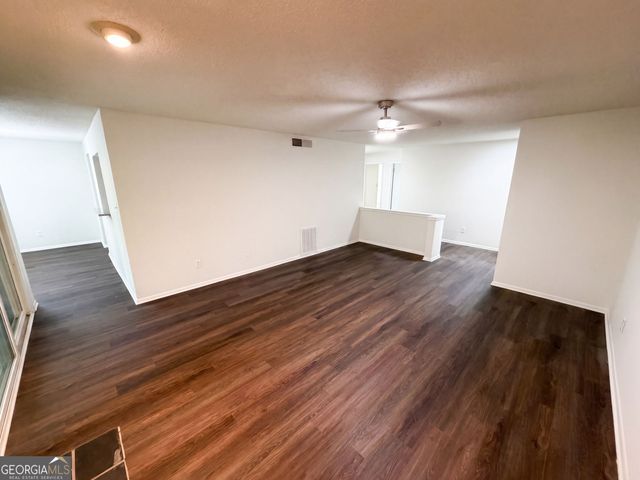 18 Springhedge Court SE, Smyrna, GA 30080