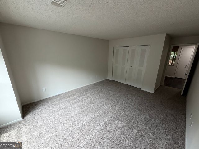 18 Springhedge Court SE, Smyrna, GA 30080