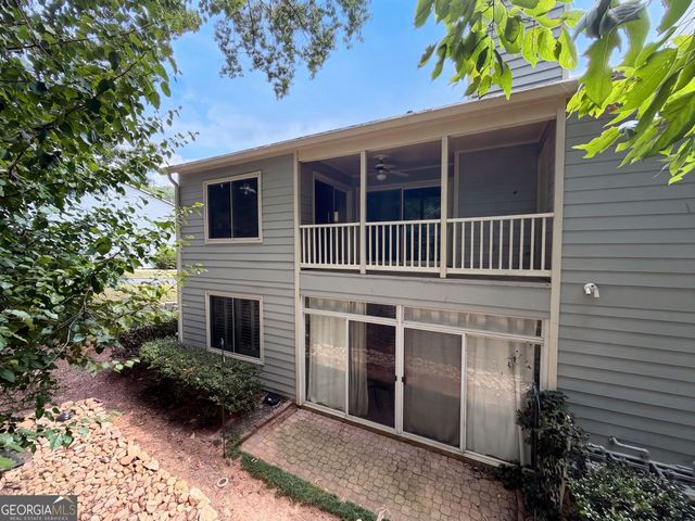 18 Springhedge Court SE, Smyrna, GA 30080