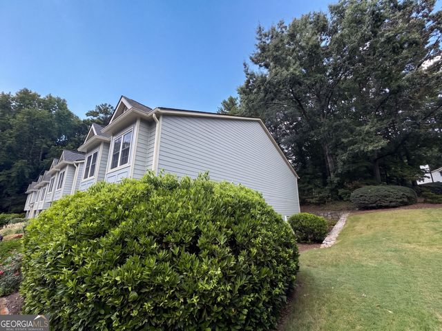 18 Springhedge Court SE, Smyrna, GA 30080