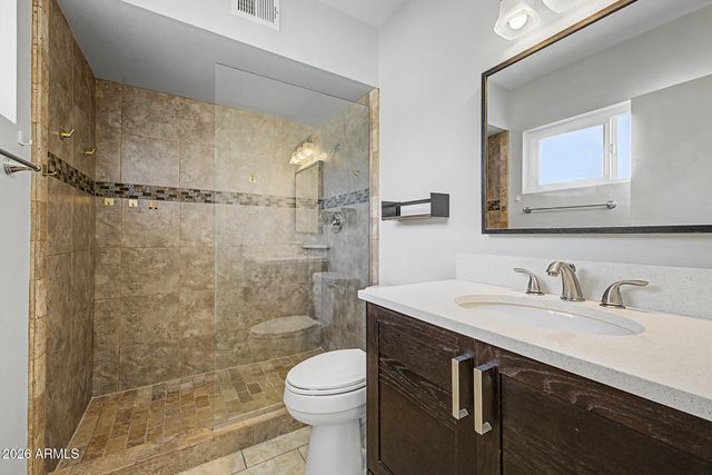 721 E MONTEBELLO Avenue 210, Phoenix, AZ 85014