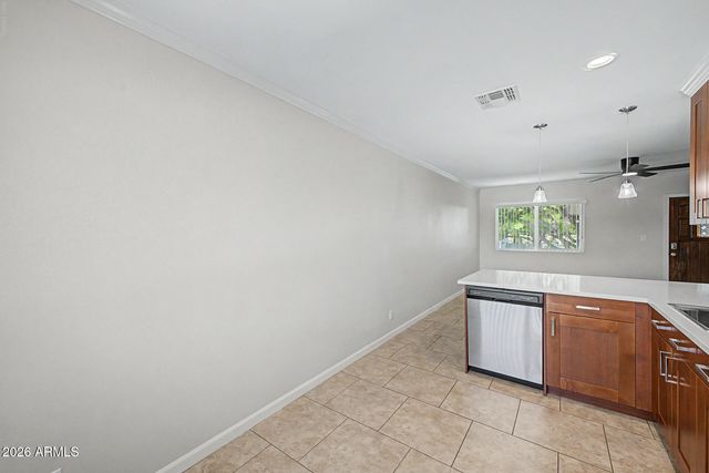 721 E MONTEBELLO Avenue 210, Phoenix, AZ 85014