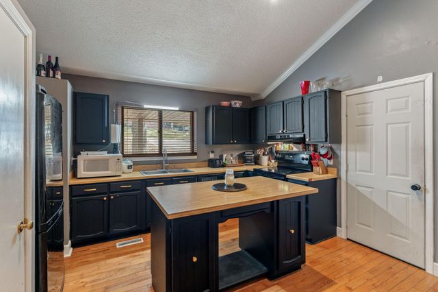 121 County Road 578, Englewood, TN 37329