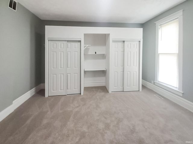 218 W Oregon Street, Evansville, IN 47710