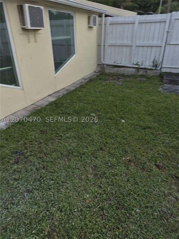 3035 NW 68th St 12D, Fort Lauderdale, FL 33309