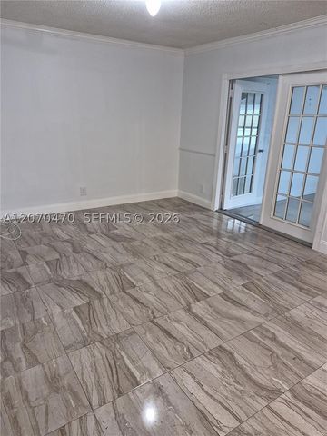 3035 NW 68th St 12D, Fort Lauderdale, FL 33309