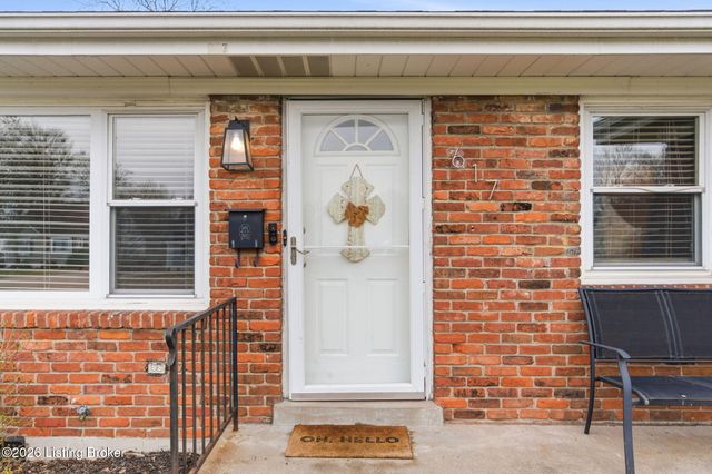 617 Marquette Dr, Louisville, KY 40222