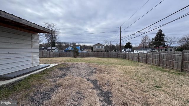 419 CARMODY HILLS DR, Capitol Heights, MD 20743