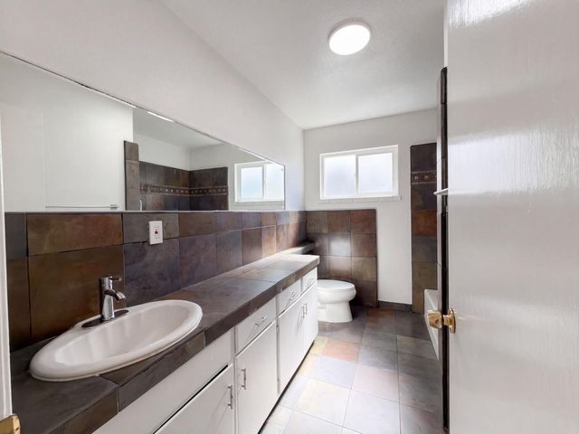 3020 Christina Ave, Stockton, CA 95204