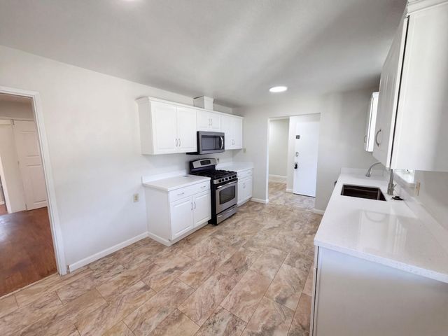 3020 Christina Ave, Stockton, CA 95204