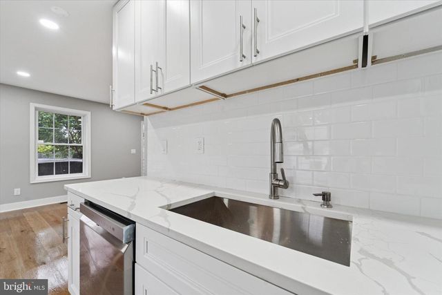 110 S MATLACK ST, West Chester, PA 19382