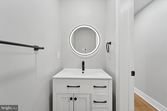 110 S MATLACK ST, West Chester, PA 19382