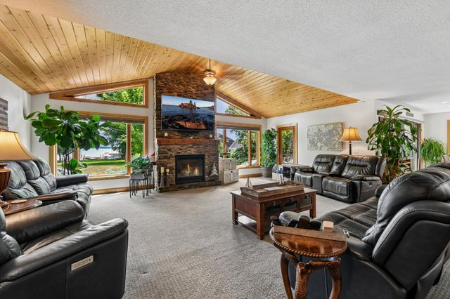 3001 Island View Drive, Mound, MN 55364