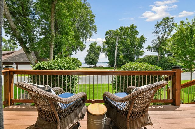 3001 Island View Drive, Mound, MN 55364