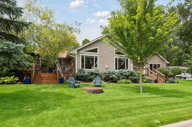 3001 Island View Drive, Mound, MN 55364