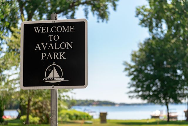 3001 Island View Drive, Mound, MN 55364